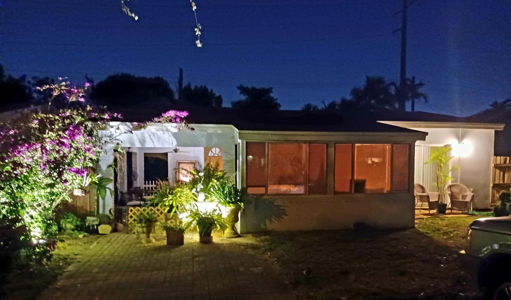 2 bed 1 bath home/crash pad